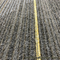商業モジュラー ナイロン正方形のカーペットは頑丈な床の敷物をタイルを張る